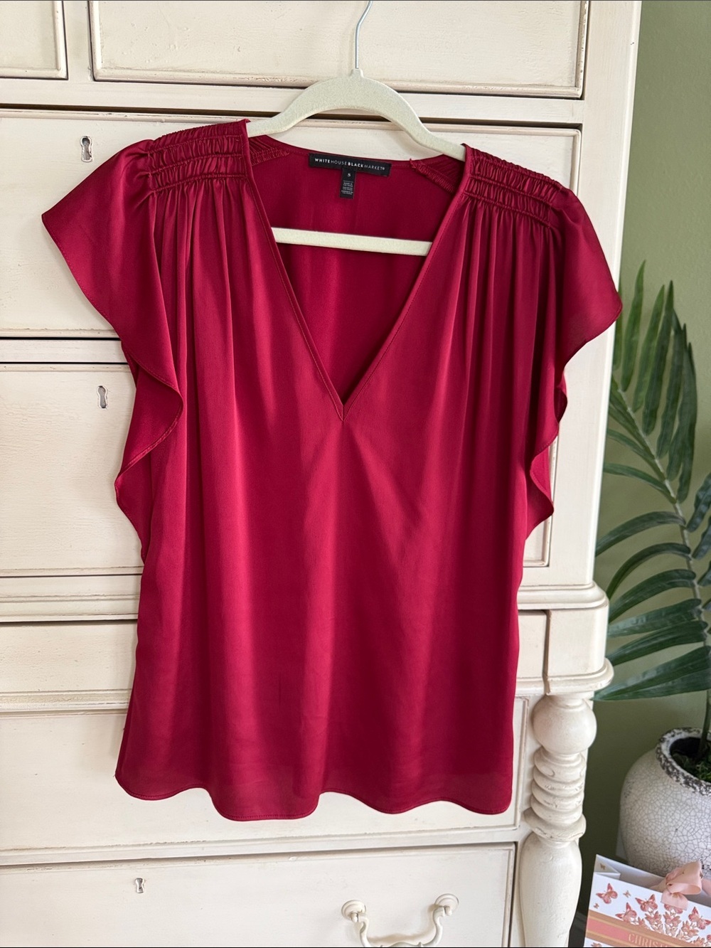 White House Black Market Berry V-Neck Flutter Sleeve Blouse